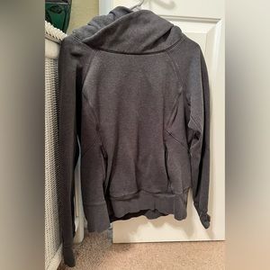 Lululemon Hoodie Sweatshirt in dark gray